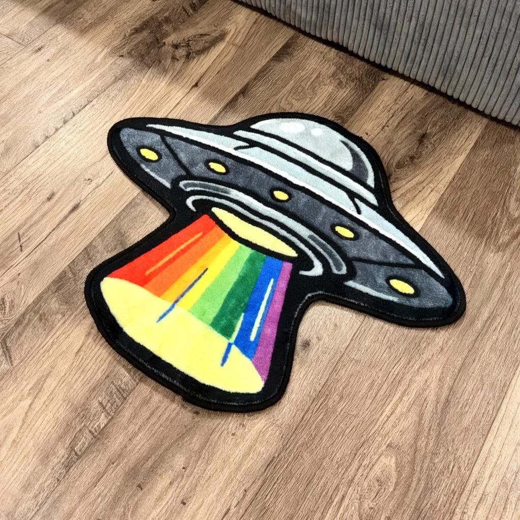 UFO Flying Saucer Shaped Glowing Beam Novelty Rug