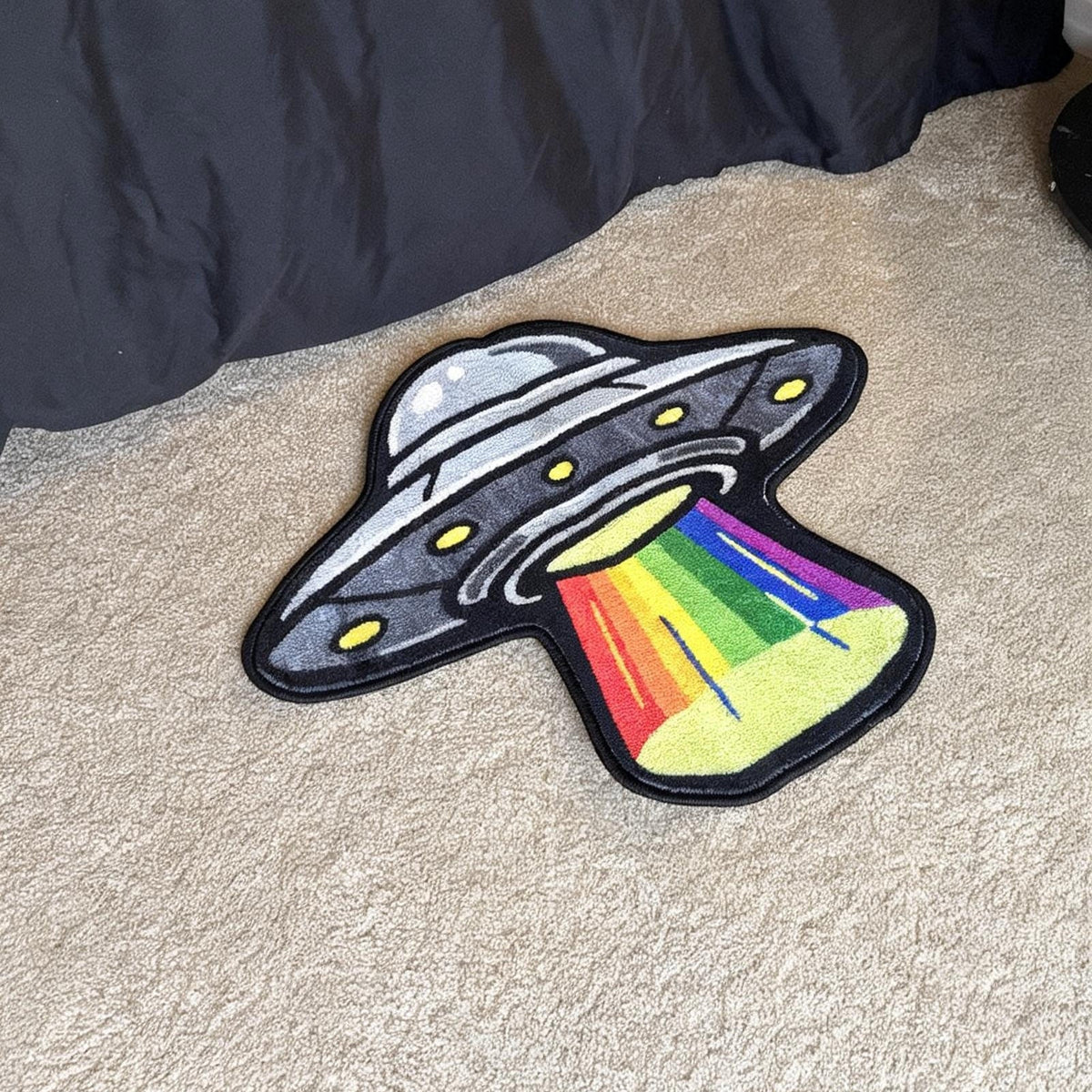 UFO Flying Saucer Shaped Glowing Beam Novelty Rug
